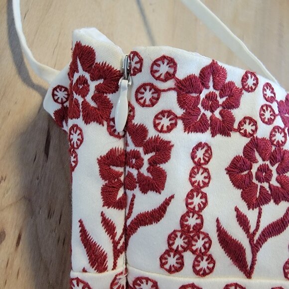 Ann Taylor Ivory Box Pleat With Red Embroidered Lined Dress Sz‎ 0 NWOT with FLAW - Picture 7 of 16